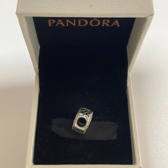 Pandora Baguette and Cheese Pandora Engravable Charm - Picture 5 of 5